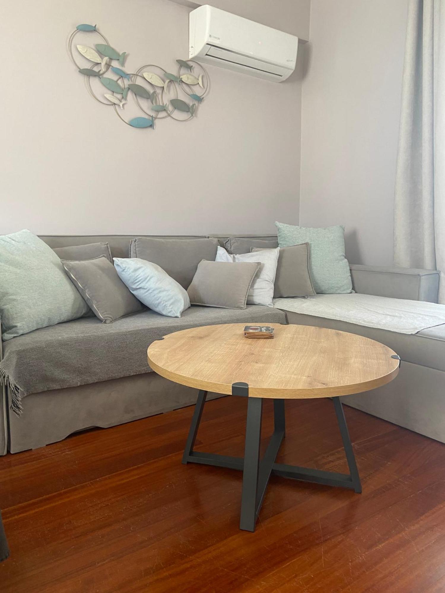 Brand New Brilliant Apartment At Athenian Riviera Esterno foto