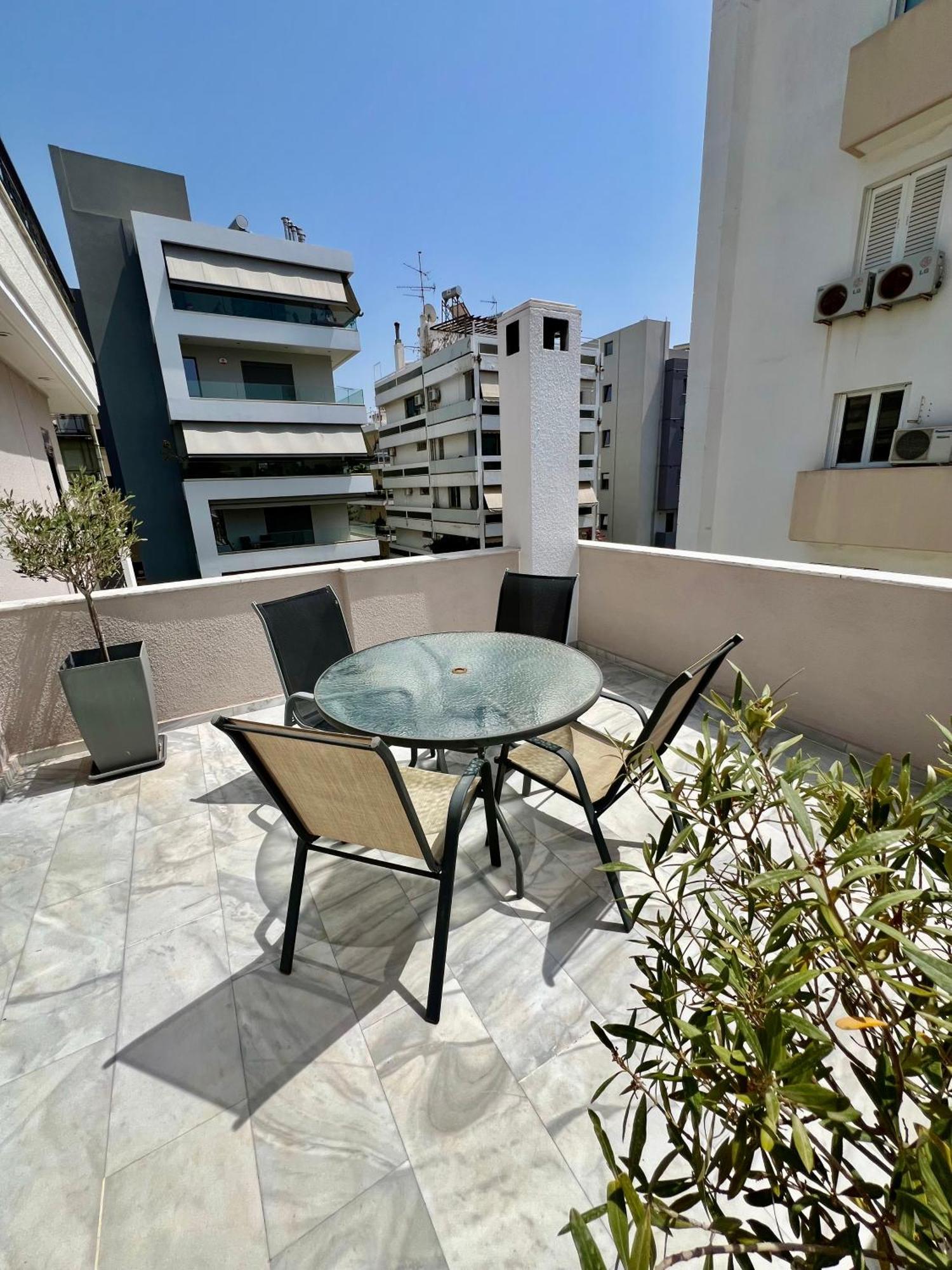 Brand New Brilliant Apartment At Athenian Riviera Esterno foto